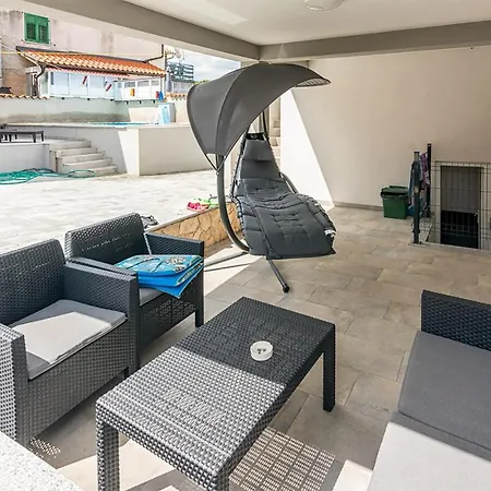 Apartman Cozy In Dobrinj, Otok Krk With Kitchen *